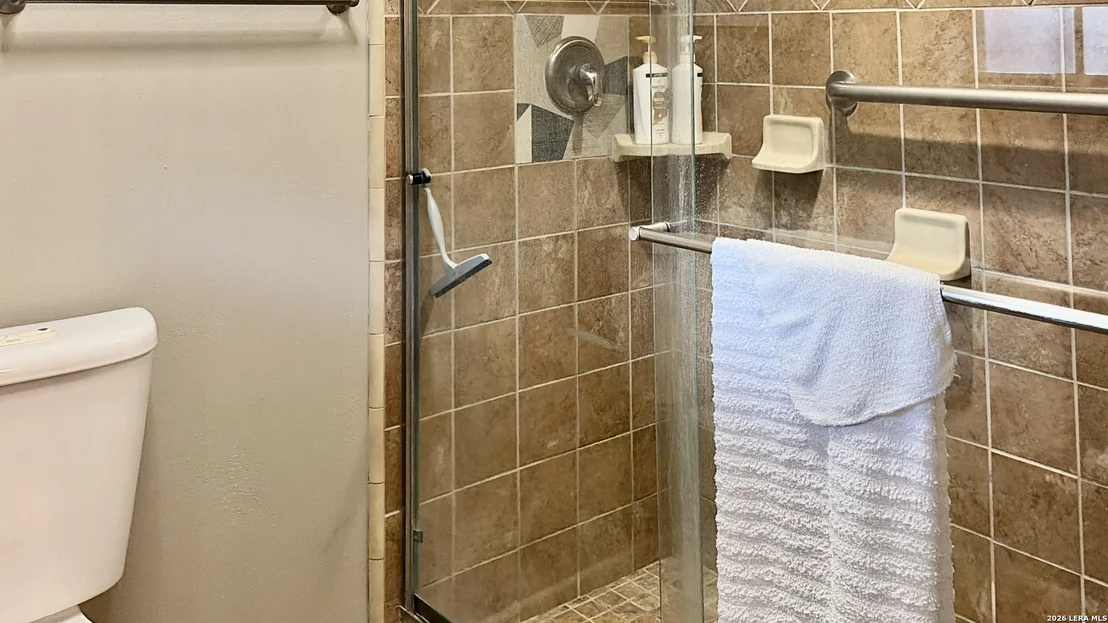 Photo of Unit 44B at 8915 Datapoint Dr