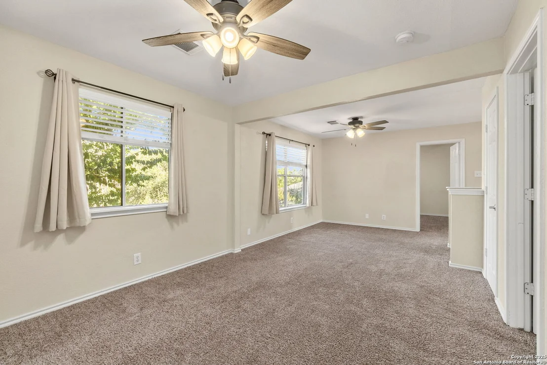 Photo of 8615 Vantage Point