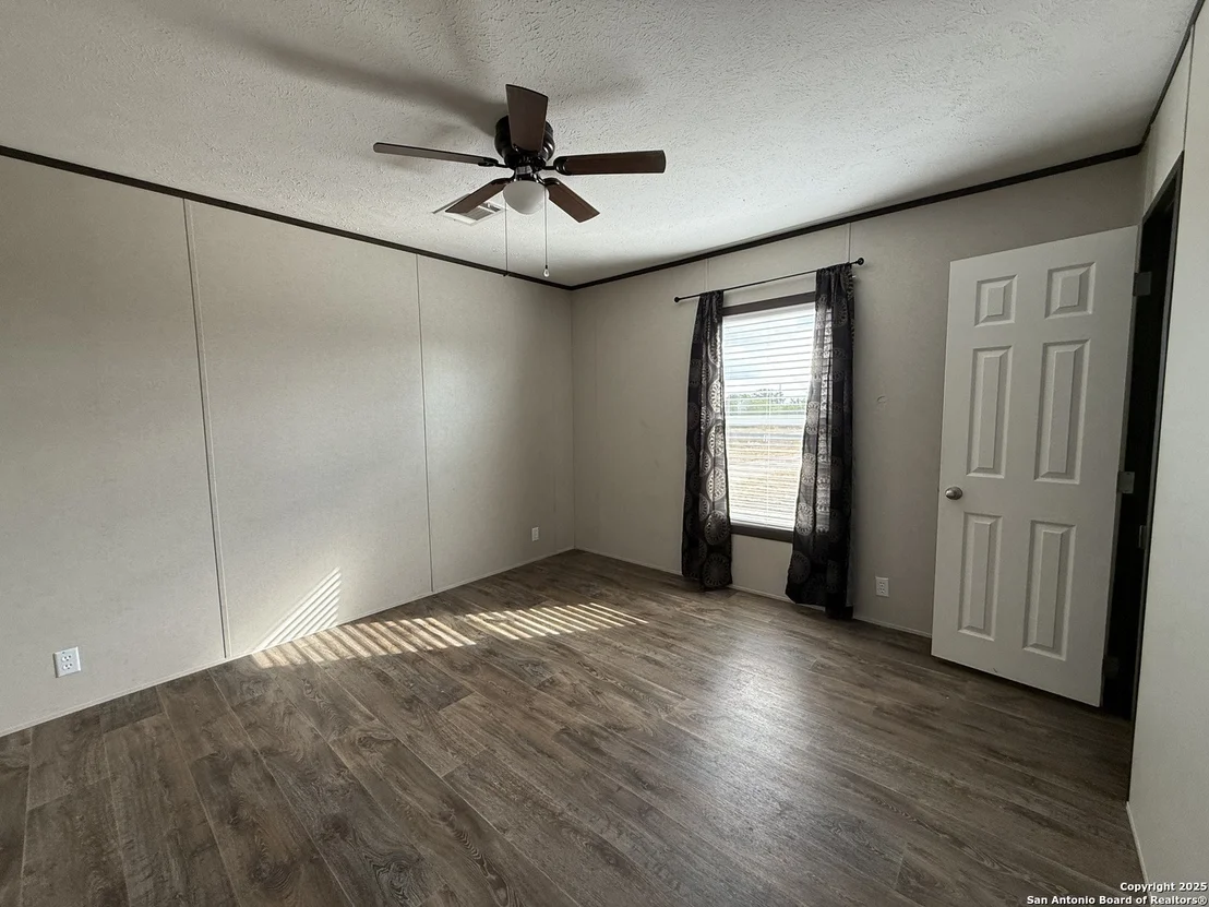 Photo of 732 Pr 4653