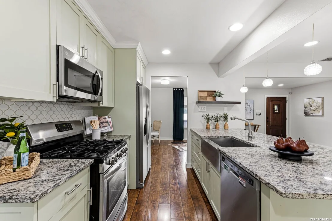 Photo of 3918 OAK TRL