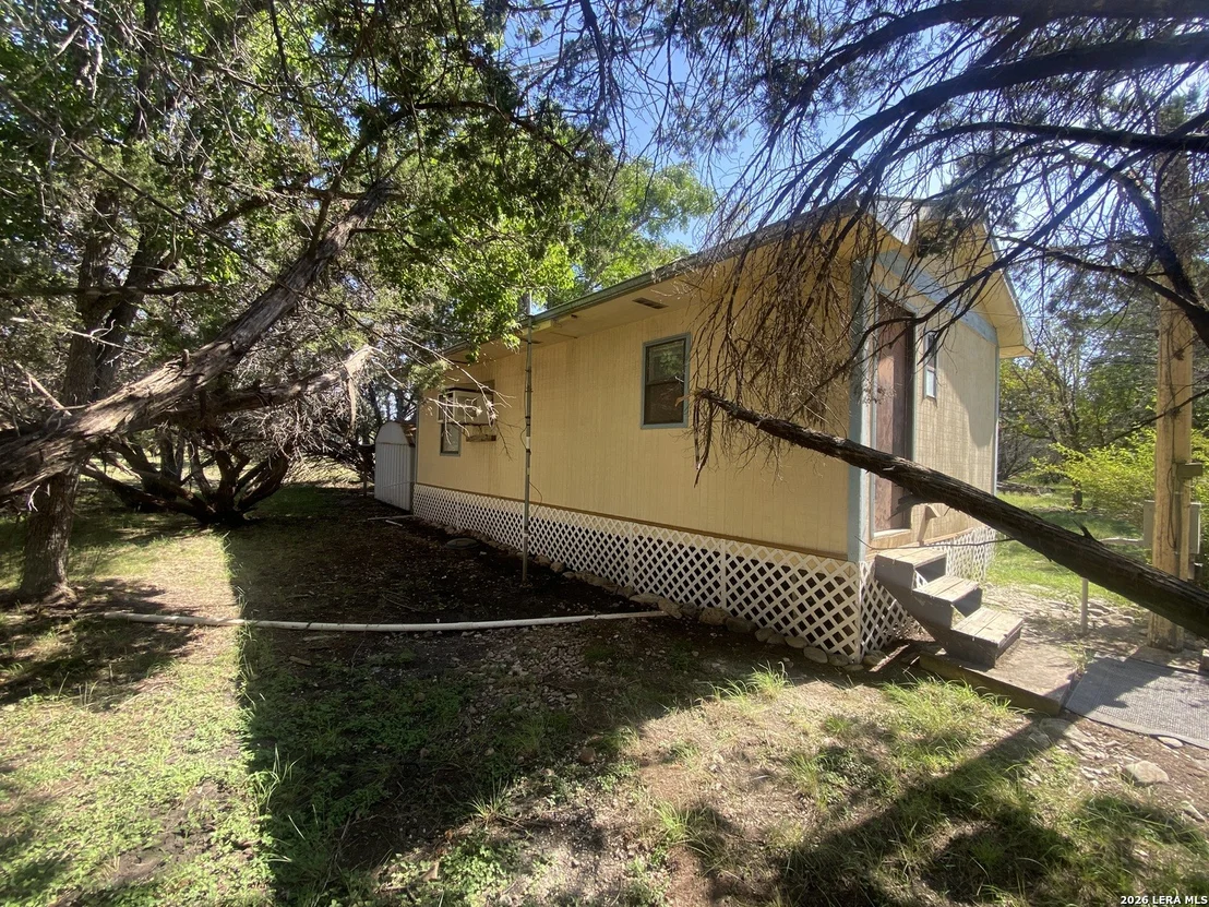 Photo of 39 JIM DALRYMPLE DR
