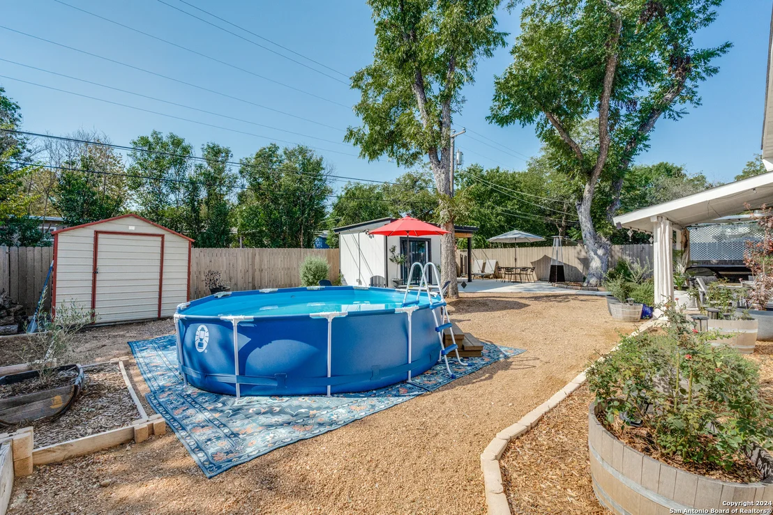 Photo of 426 BREES BLVD