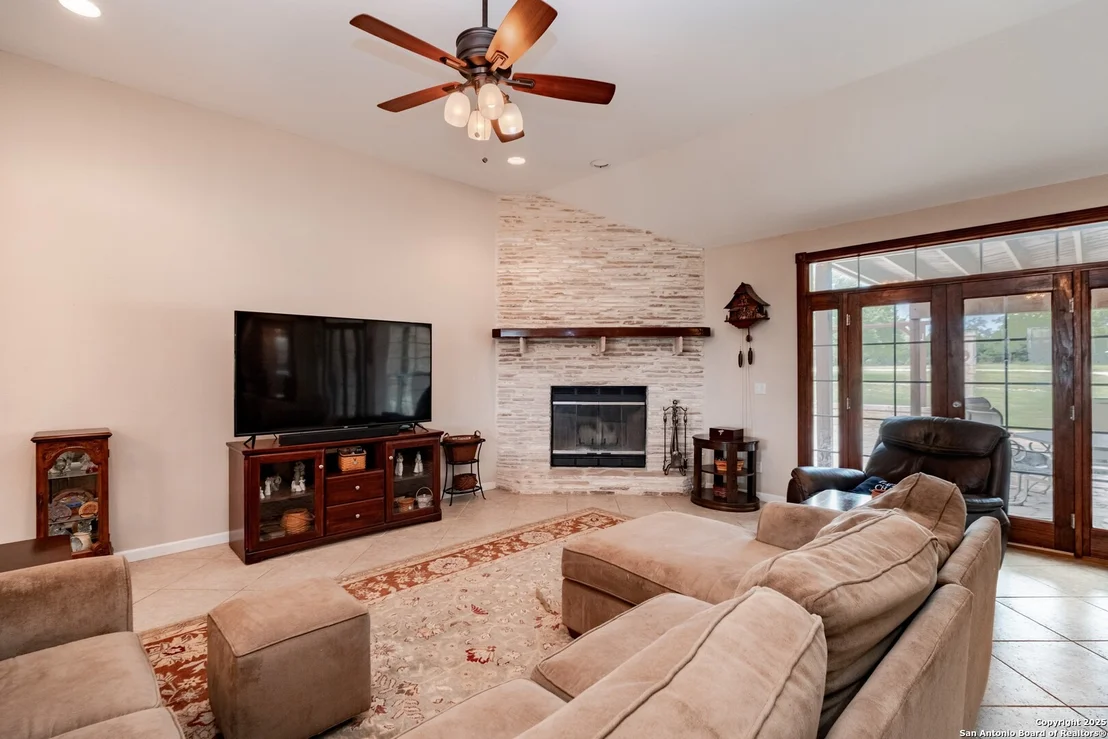 Photo of 233 N Fork