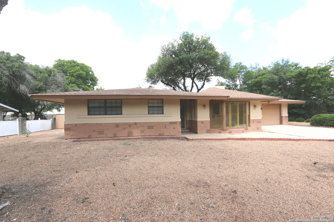 Photo of 5621 GALEWIND DR