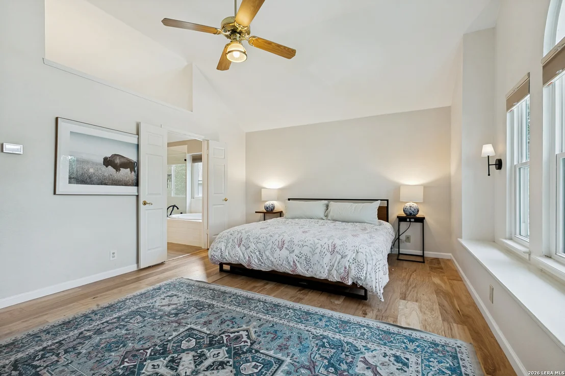Photo of 18019 SUMMER KNOLL