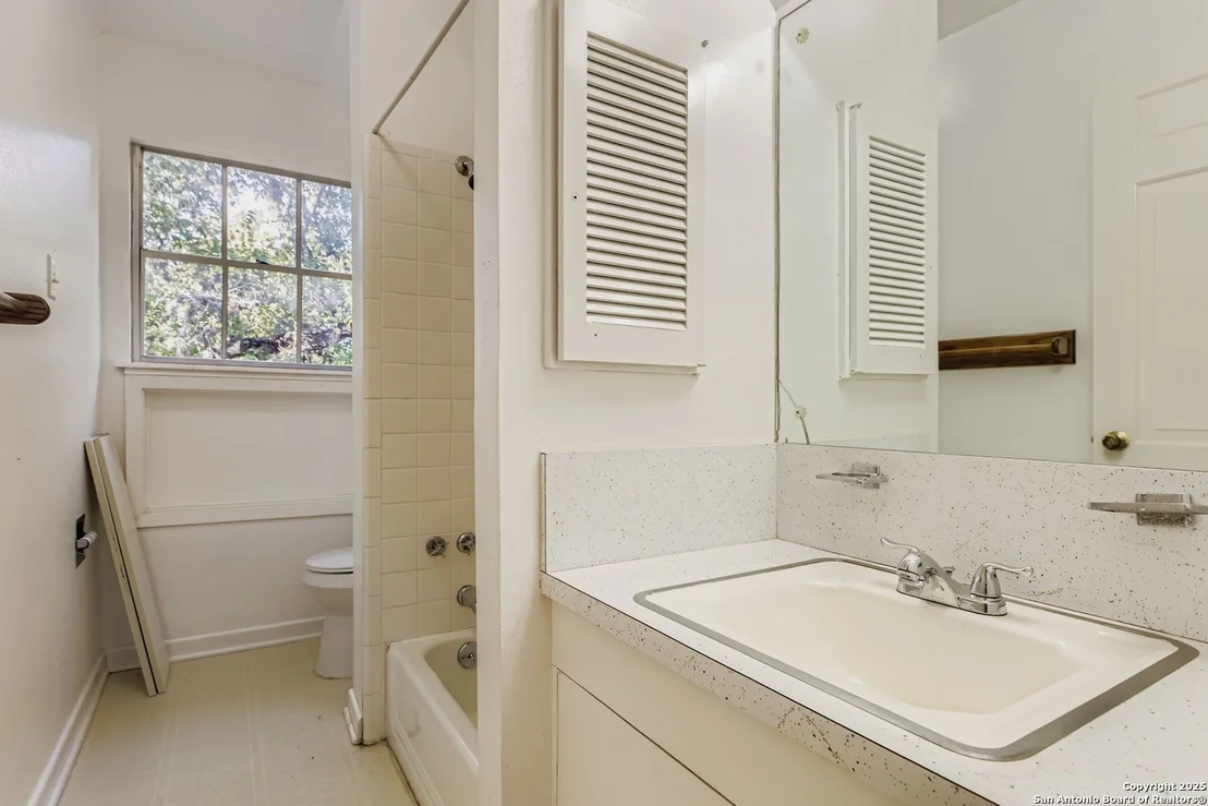 Photo of 17685 Morningside