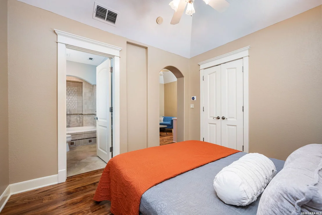 Photo of 54 Reynosa