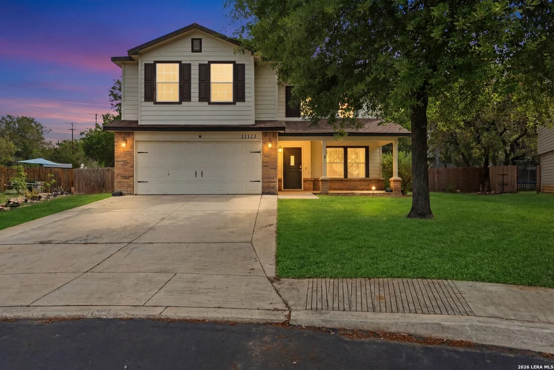 Photo of 11122 HILLSDALE LOOP