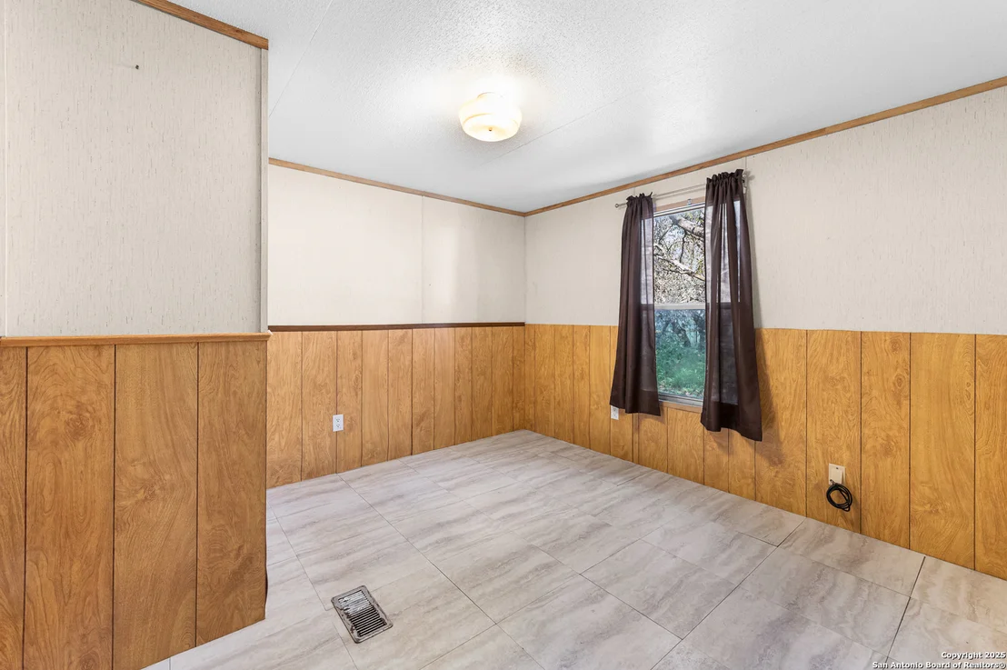 Photo of 23103 Grand Spg
