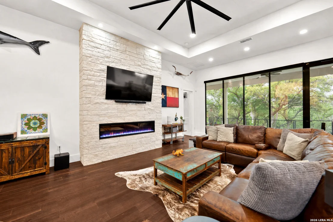 Photo of 721 Timber Bluff
