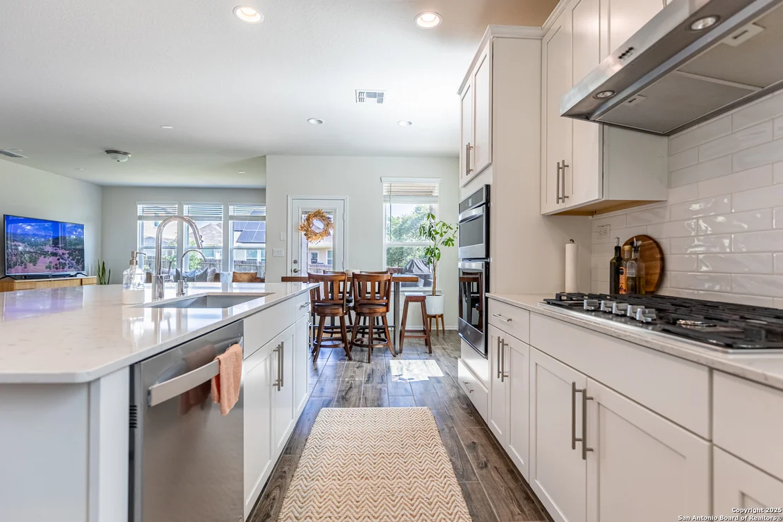 Photo of 7421 Cimarron Lake