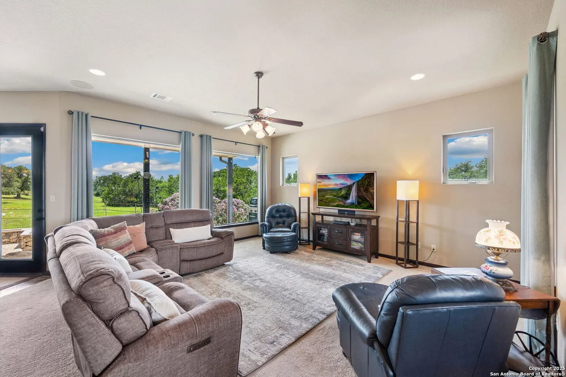 Photo of 108 Dahlia Pass