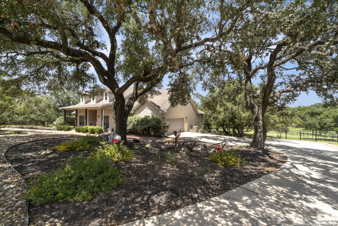 Photo of 215 COMAL RUN