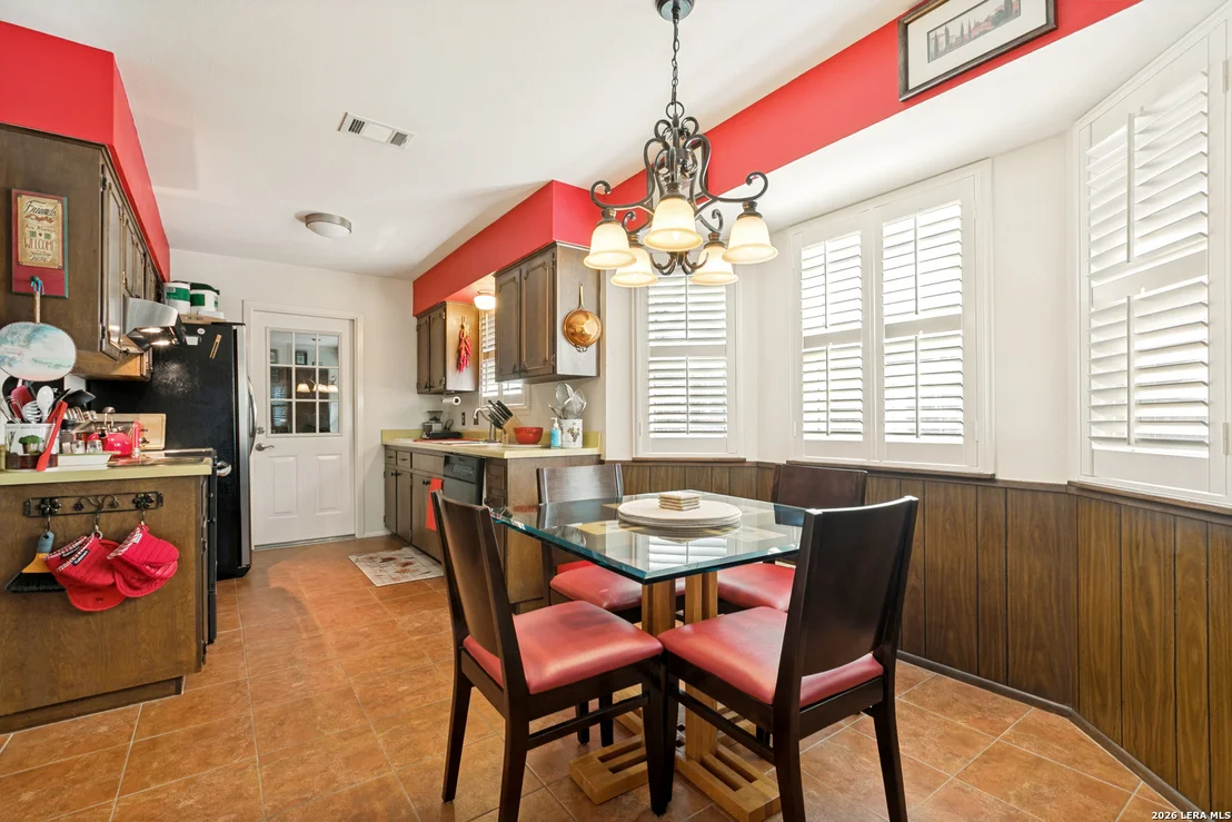 Photo of 5819 DEAN MARTIN ST