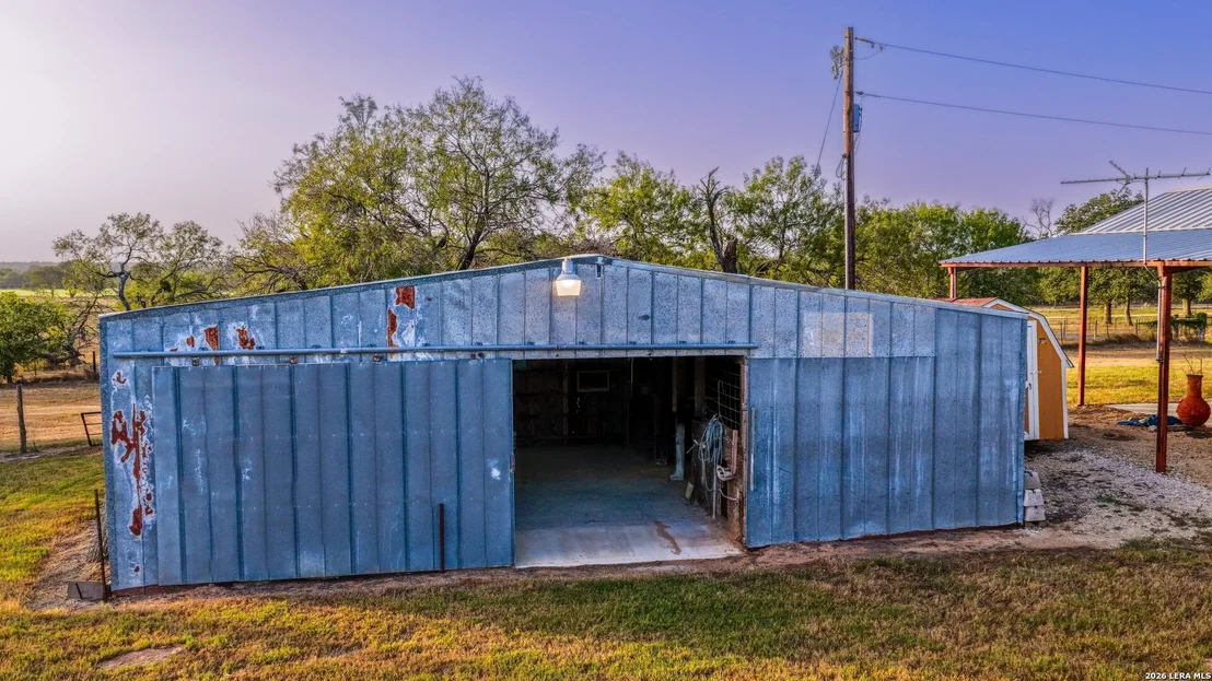 Photo of 331 County Road 423