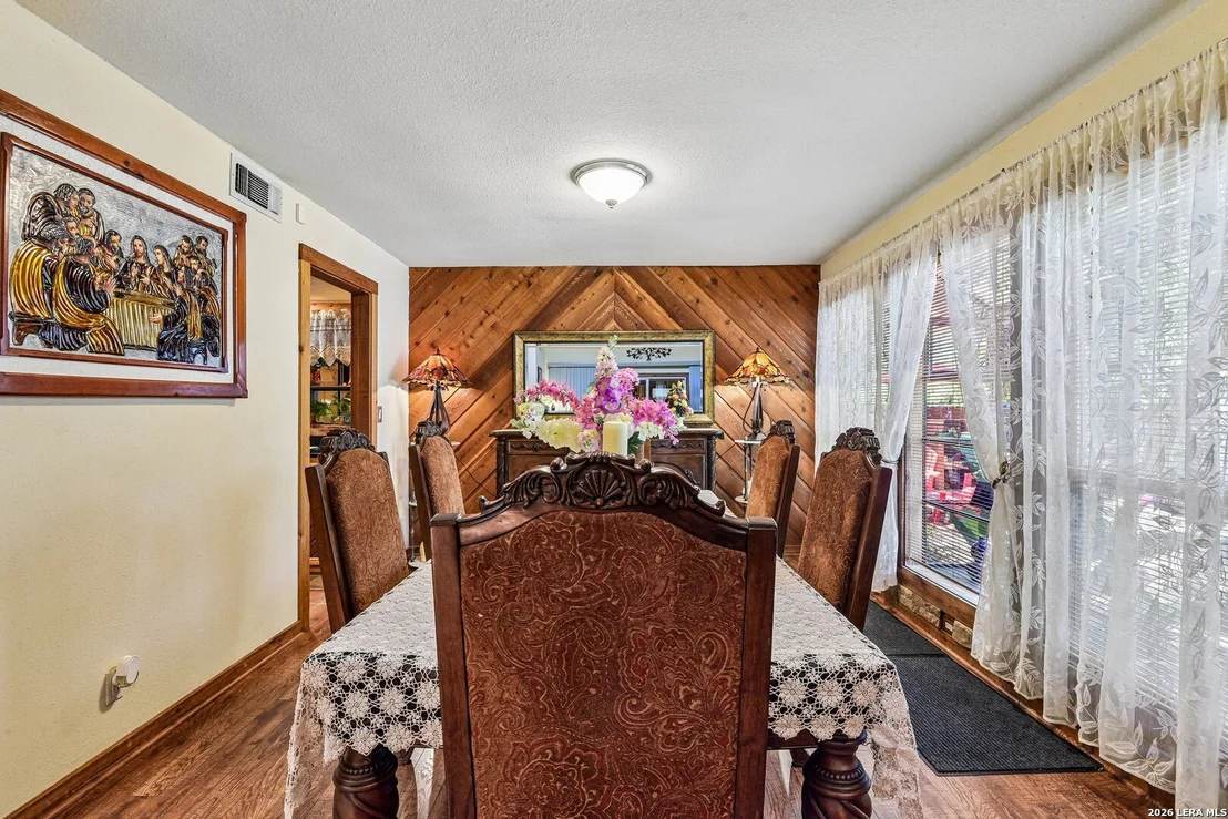 Photo of 15519 Long Creek