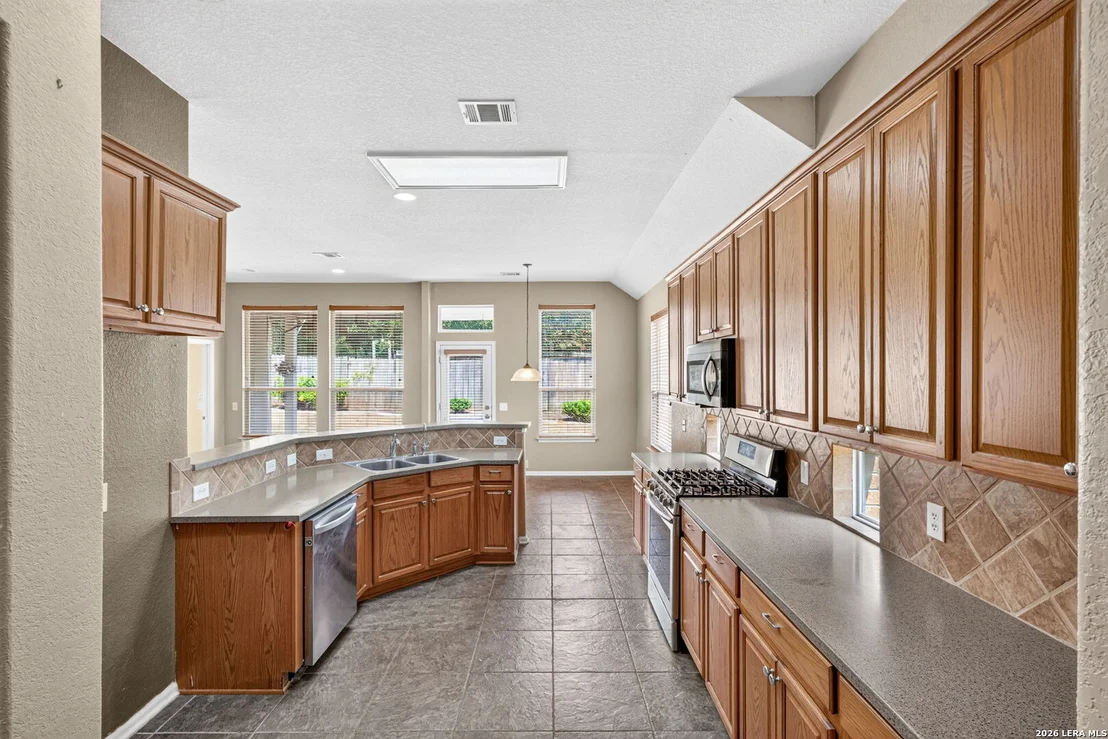 Photo of 1403 Alpine Pond