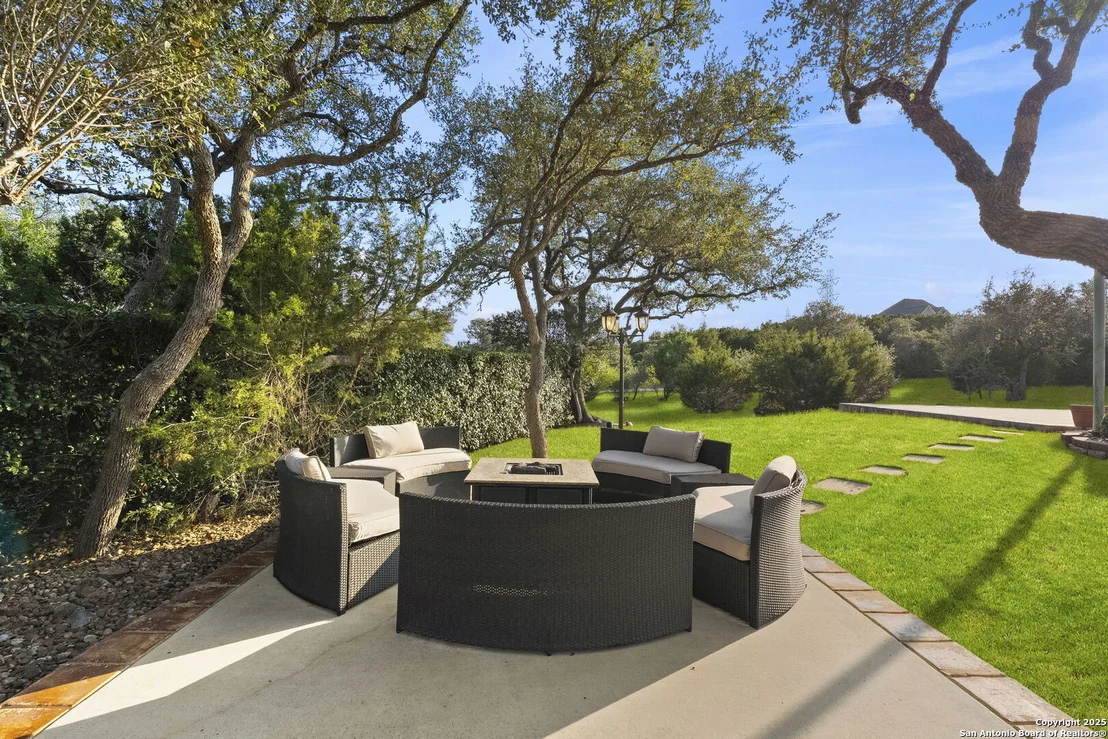 Photo of 1418 Greystone