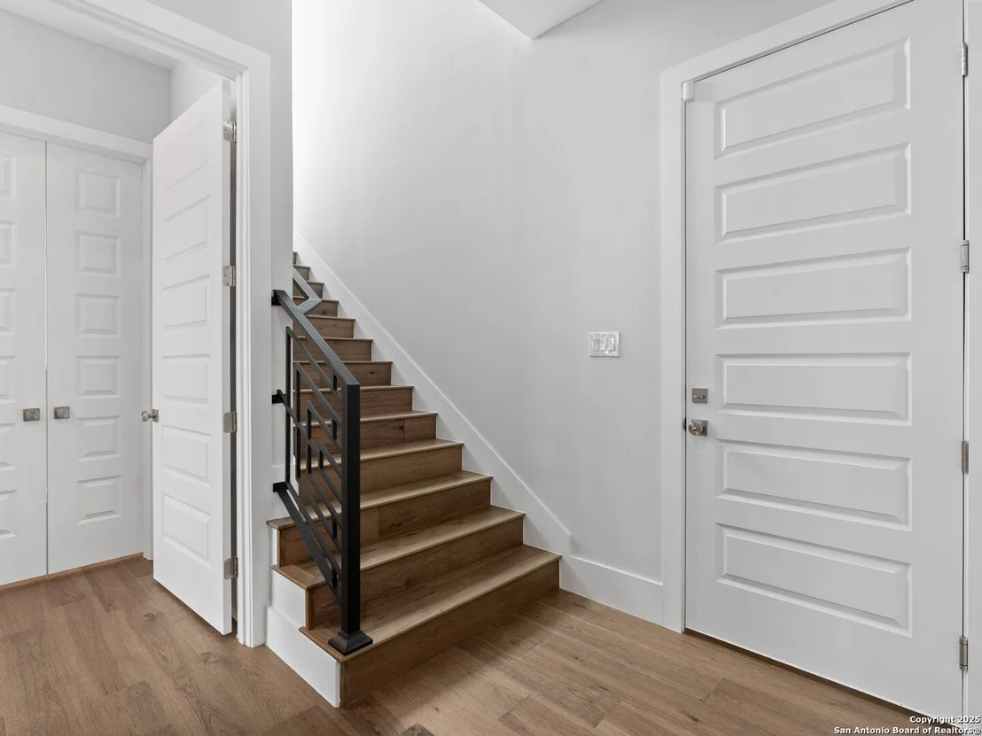 Photo of 207 River Bend