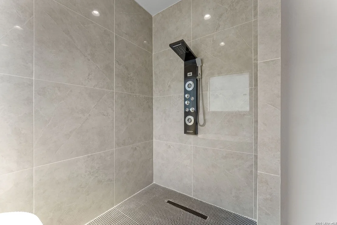 Photo of 8228 Utopia Blvd