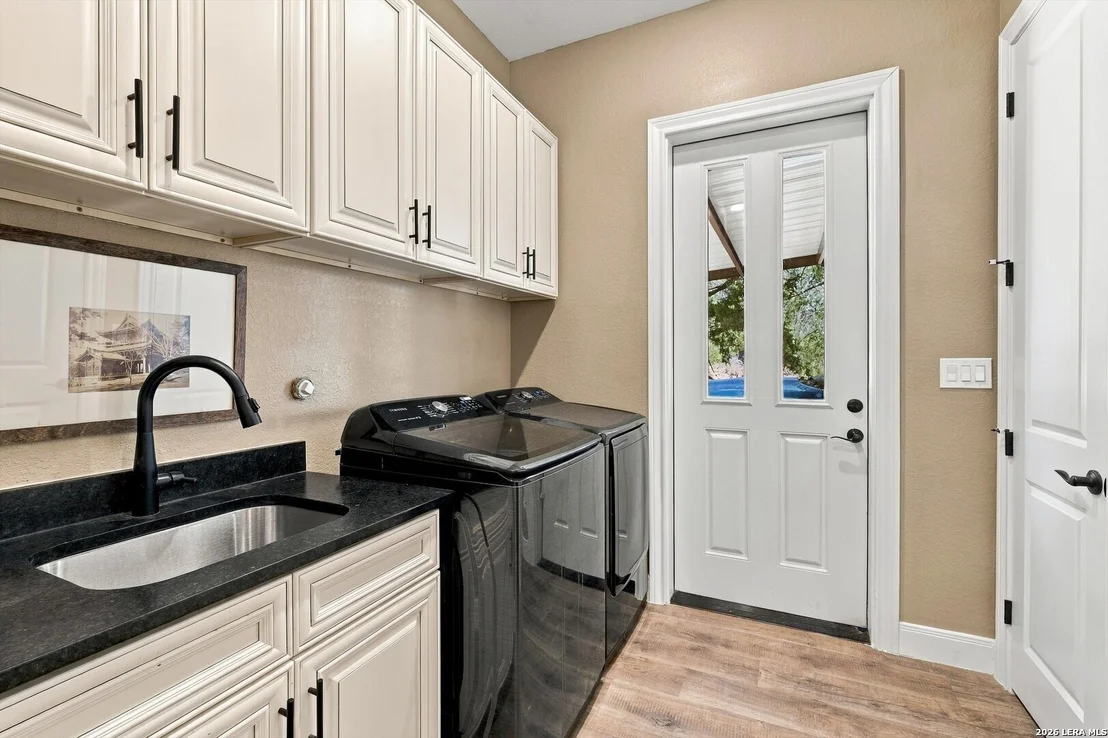 Photo of 526 CHEYENNE TRL