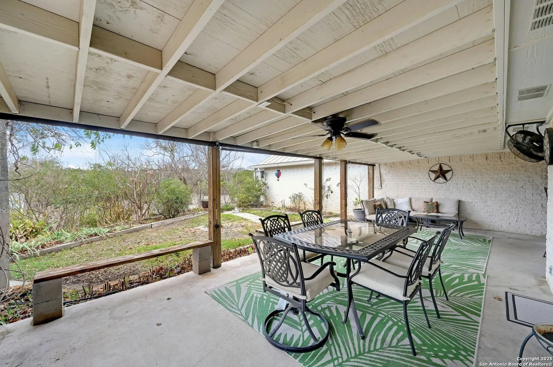 Photo of 315 Greenleaf Dr