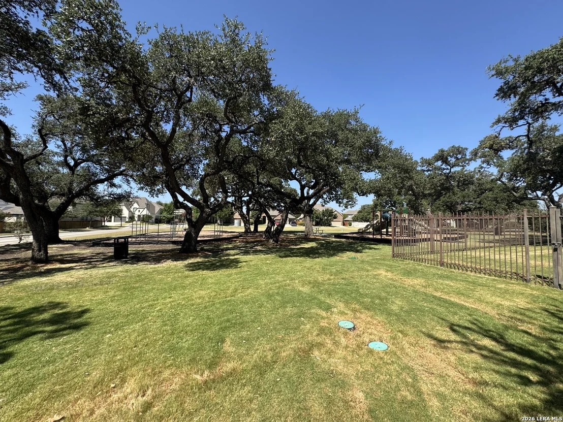 Photo of 9827 Catell