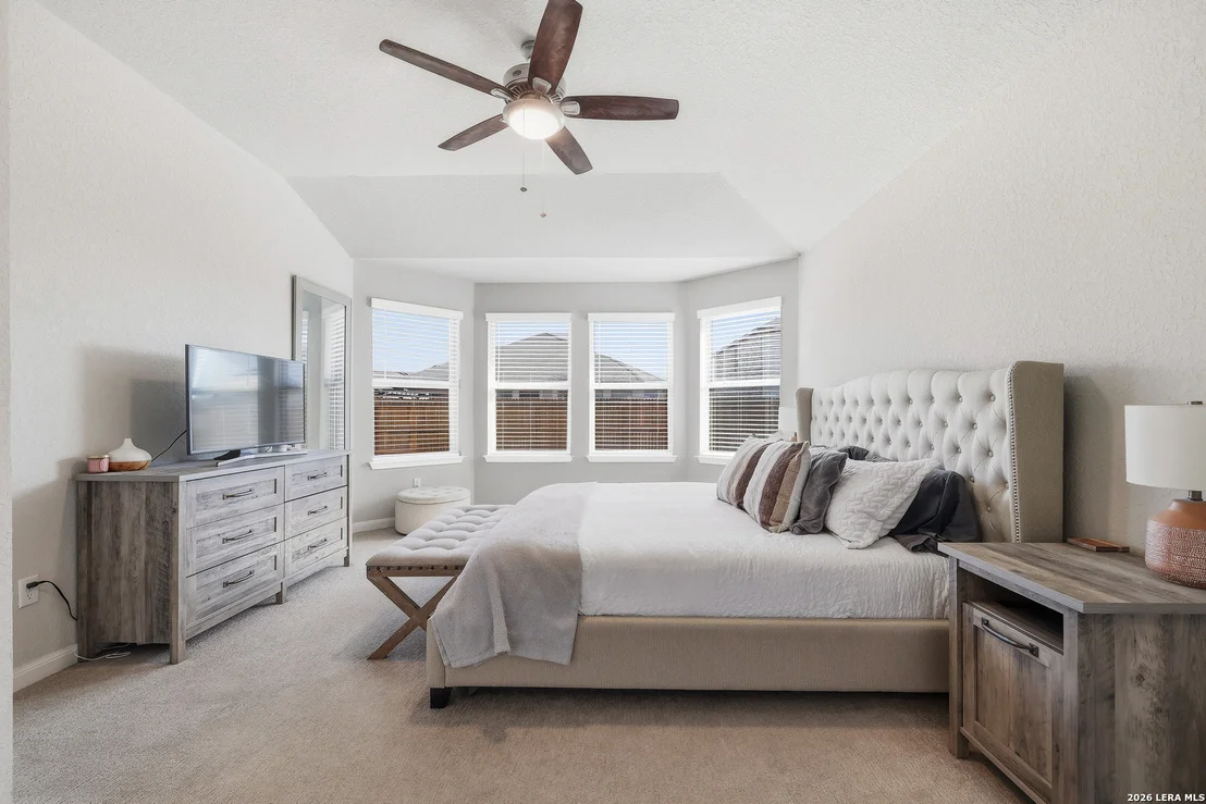 Photo of 3016 Toscana