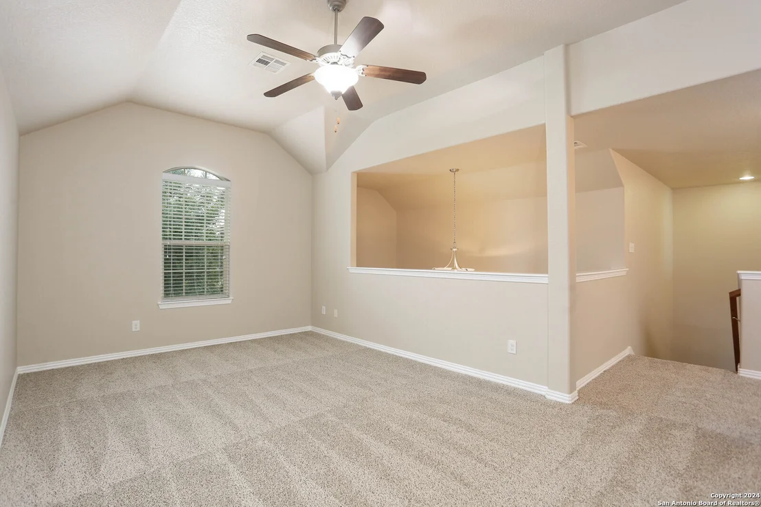 Photo of 526 Point Meadows