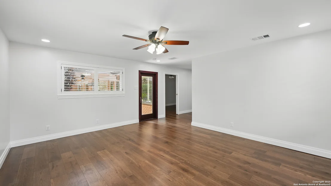 Photo of 116 Riviera