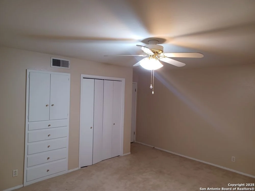 Photo of 405 Kimberly Dr