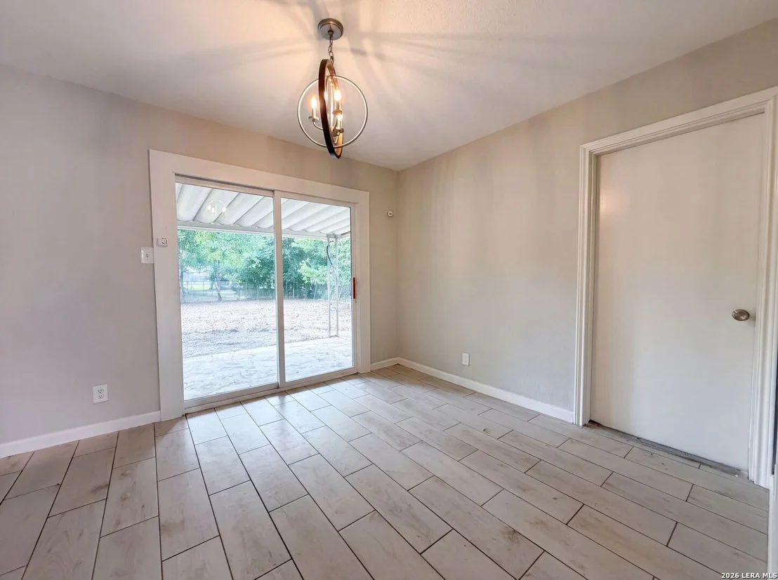 Photo of 102 DARTMOOR DR