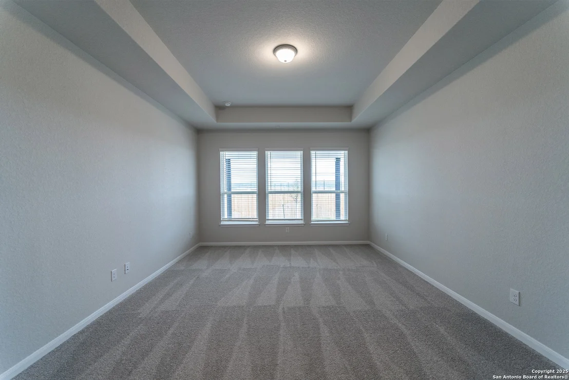 Photo of 154 Ednie Ln
