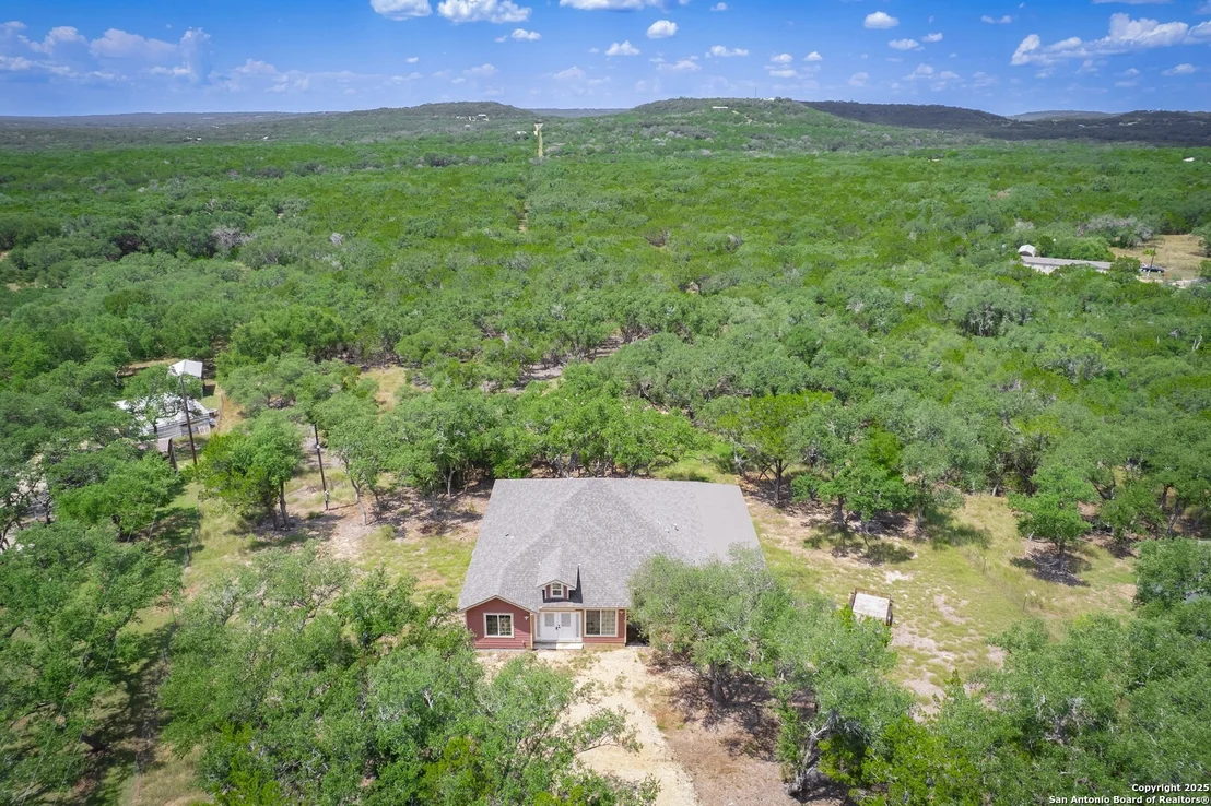 Photo of 423 County Road 2471