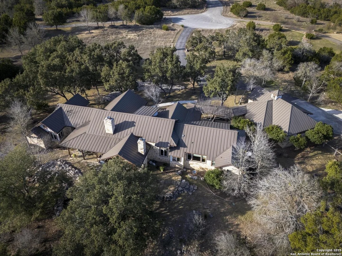 Photo of 107 LEGACY POINTE