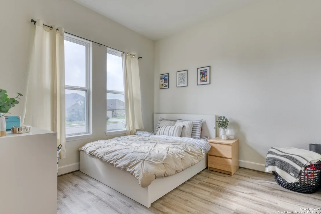 Photo of 107 Cheslyn