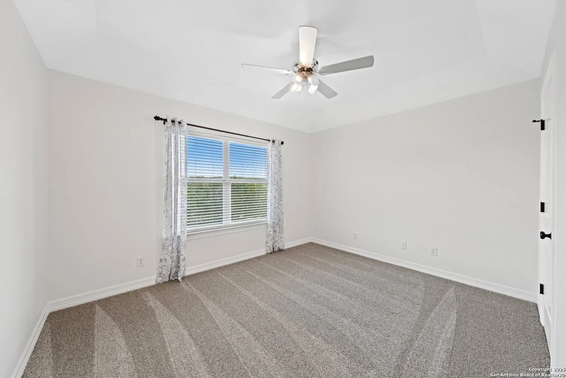 Photo of 154 Lake View Dr