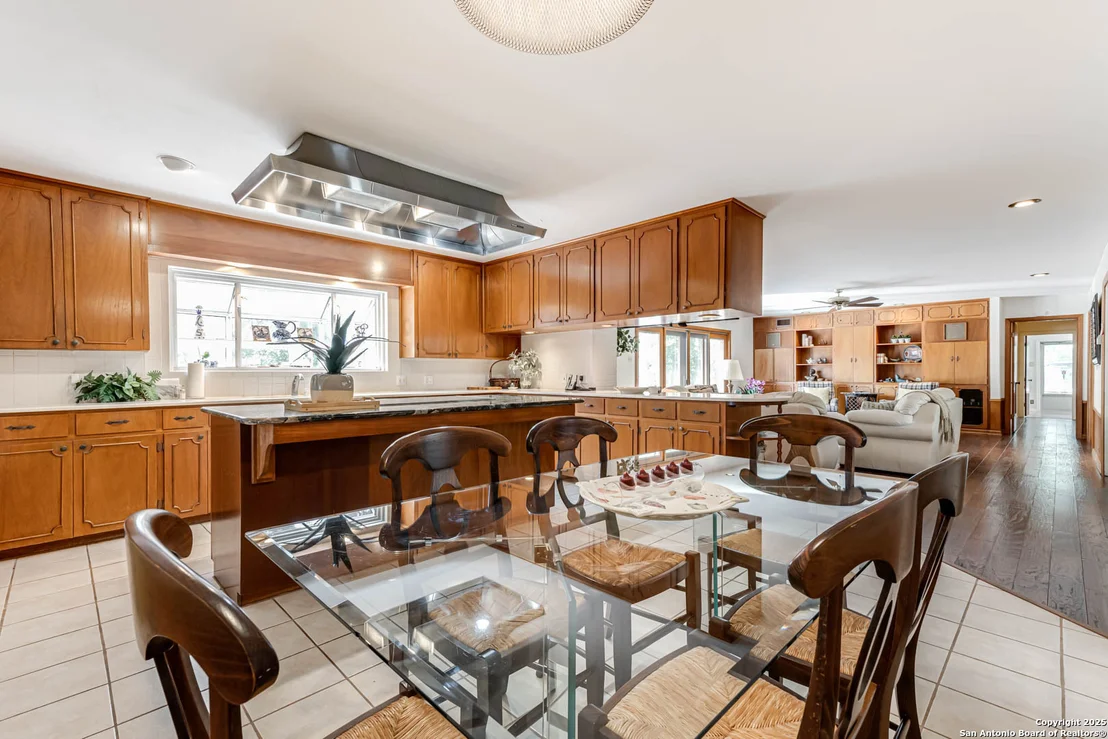 Photo of 110 Cliffside Dr