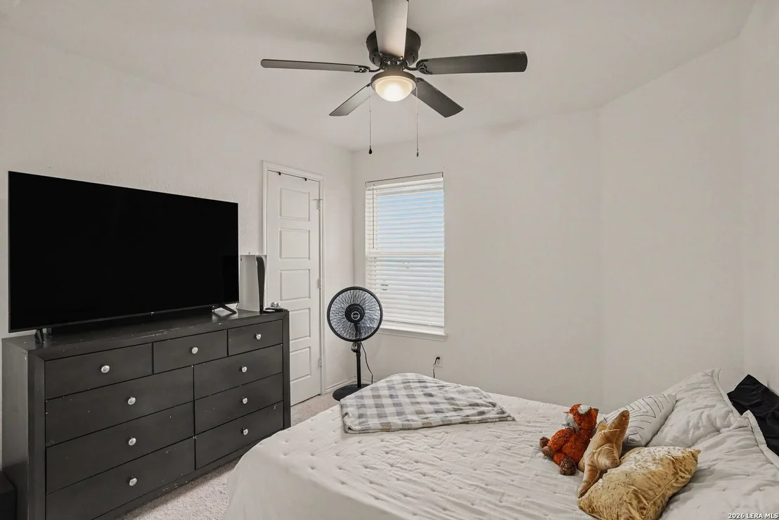 Photo of 105 Twin Swan Dr