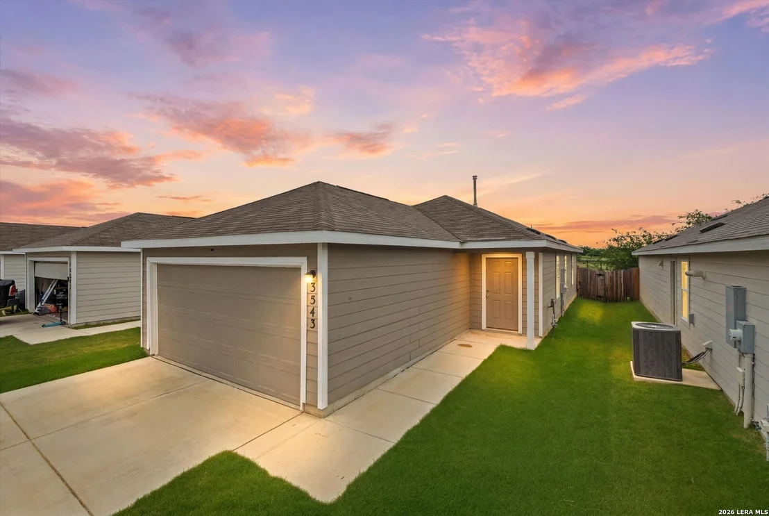 Photo of 13543 Barton Cove