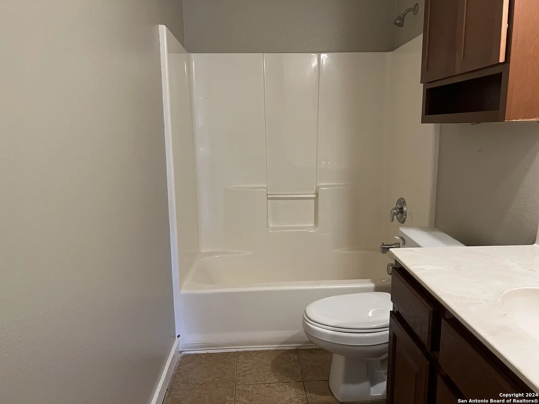 Photo of 430 WAXWING DR