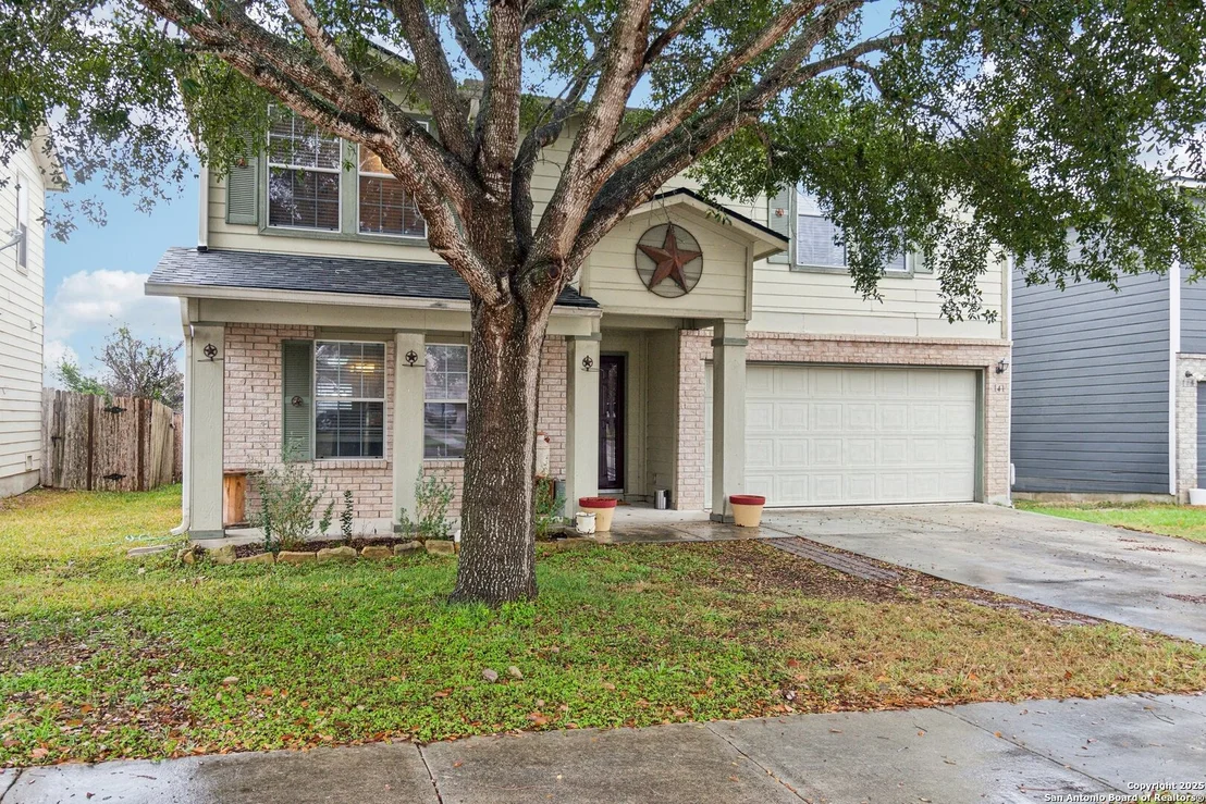 Photo of 141 GATEWOOD FLS