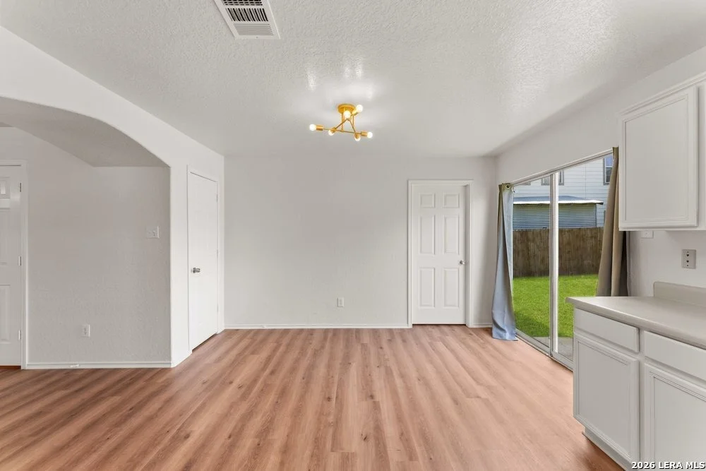 Photo of 9007 Tezel Point