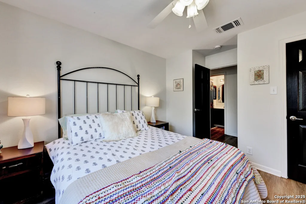 Photo of 2204 Blackoak Bnd