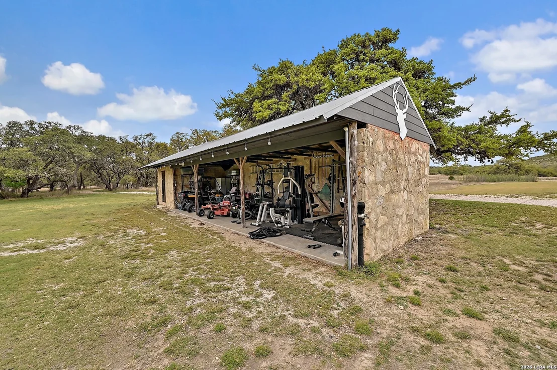 Photo of 3513 N Us Highway 281