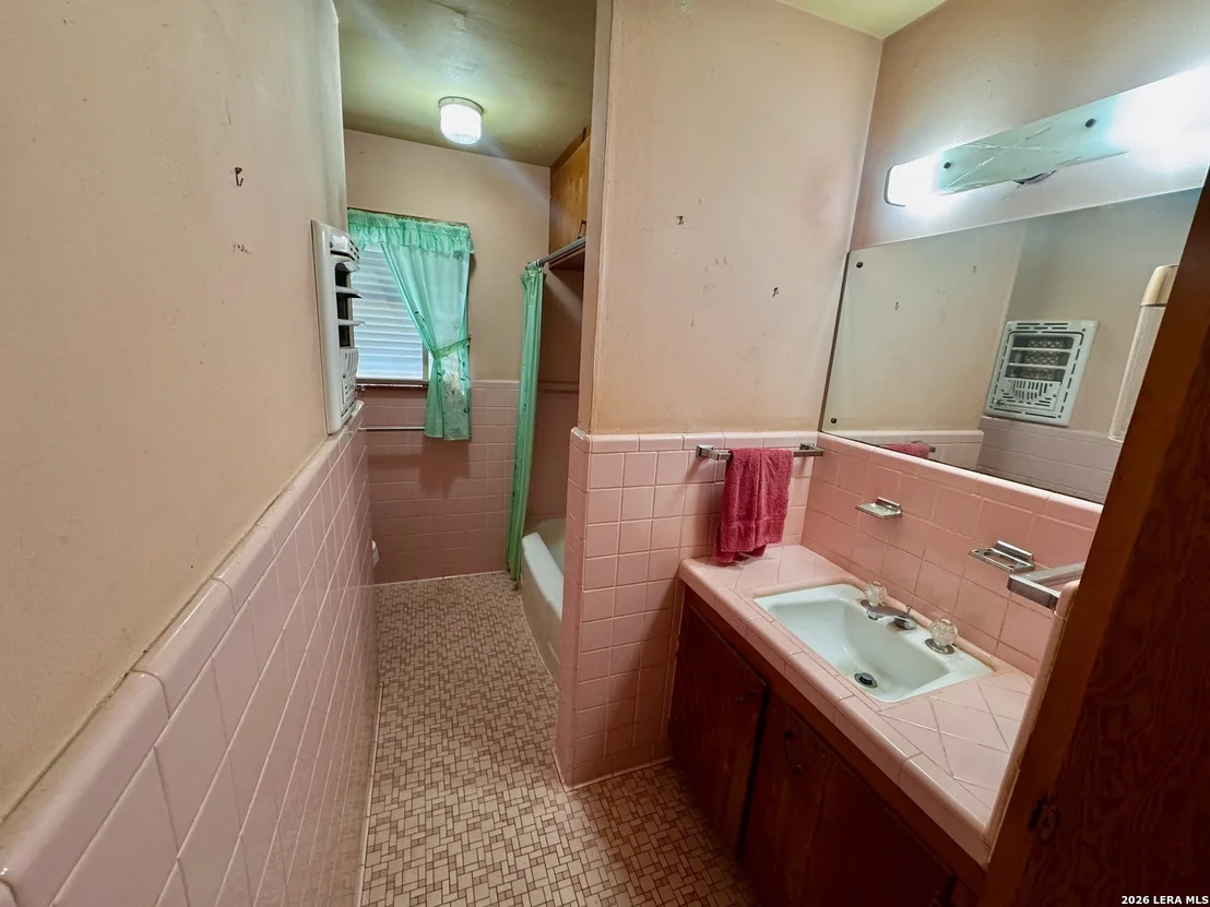 Photo of 212 Patrick