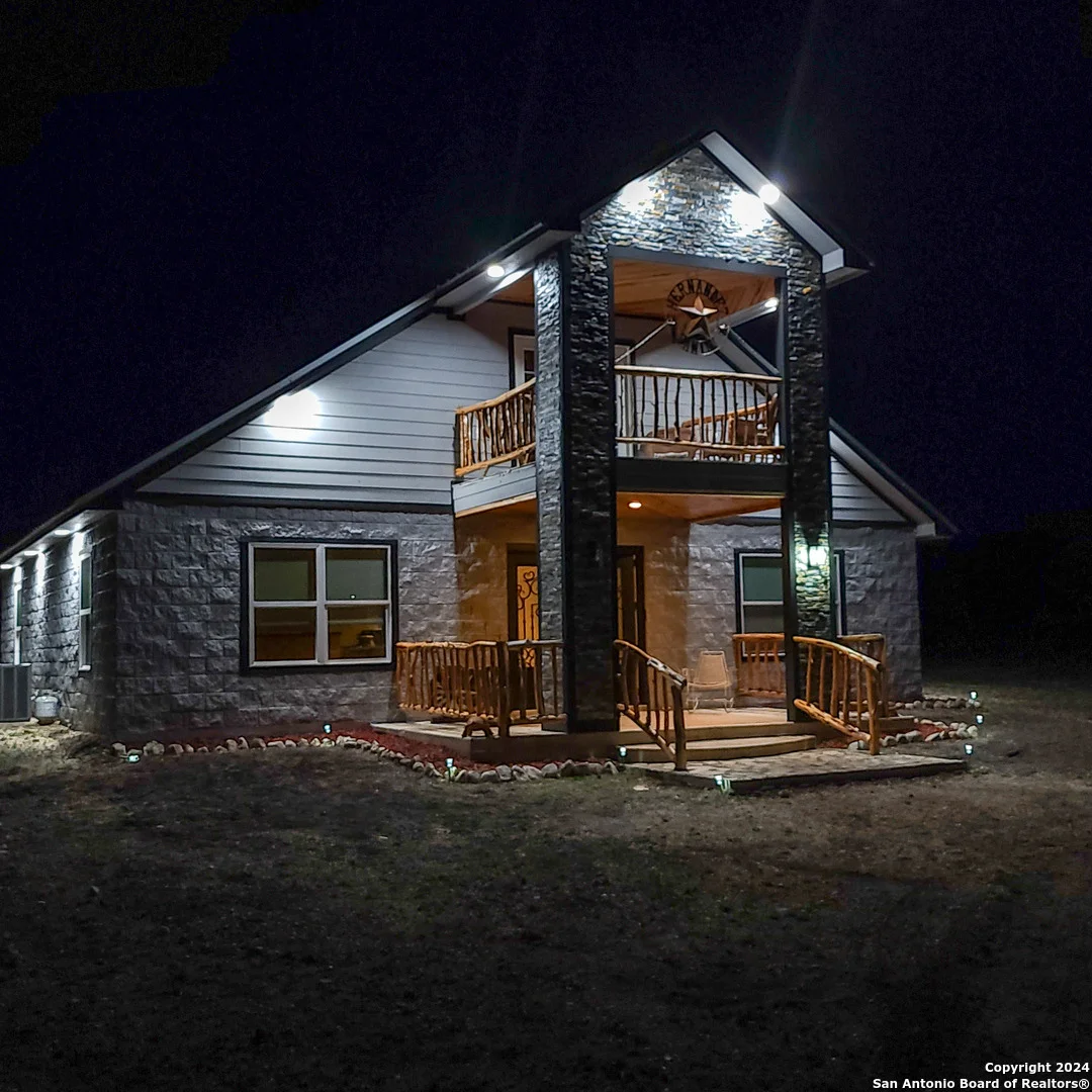 Photo of 136 Cardinal Drive