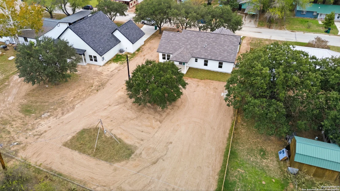 Photo of 15129 Norvell