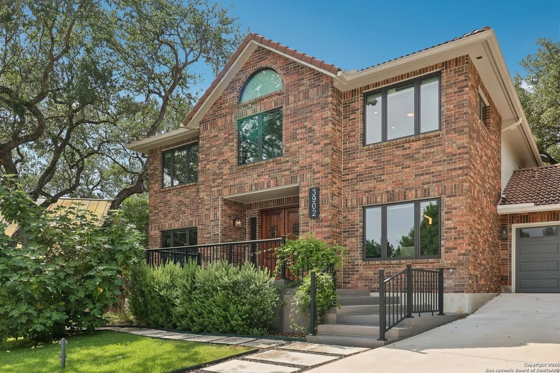 Photo of 3902 Creek Pt
