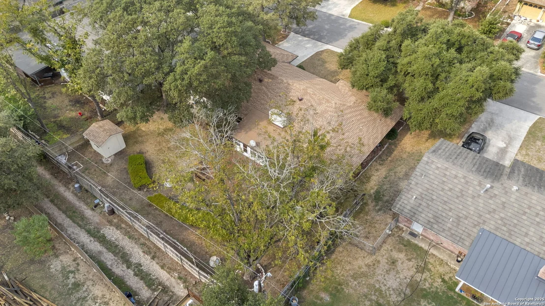 Photo of 5922 Windhaven
